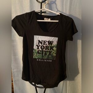 Hollister NYC XS black t shirt